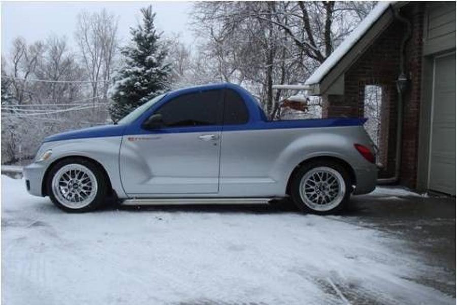  Chrysler PT Cruiser R-T10 Custom Pickup 2011 года  (фото 12 из 12)